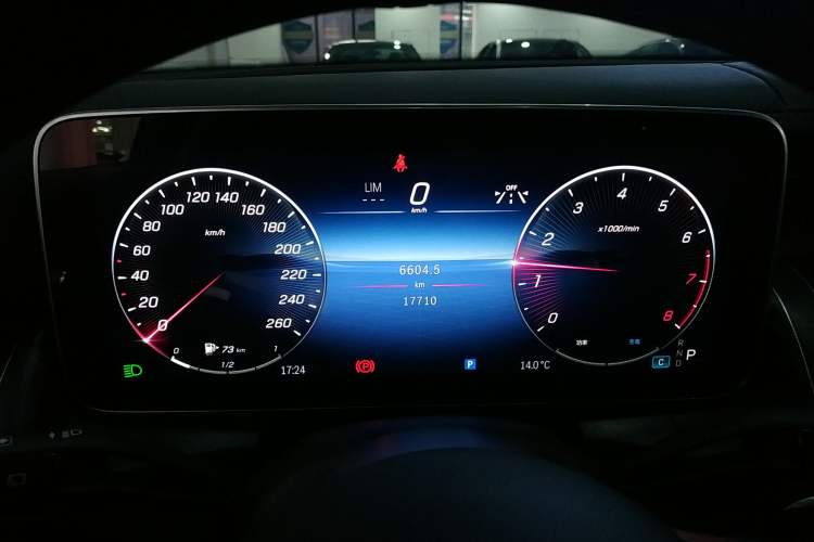 Used Mercedes-Benz GLC 2023 Refreshed GLC 300 L 4MATIC Dynamic Version 7-Seater
