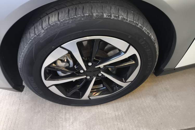 Used AION Y 2023 Younger Star Edition