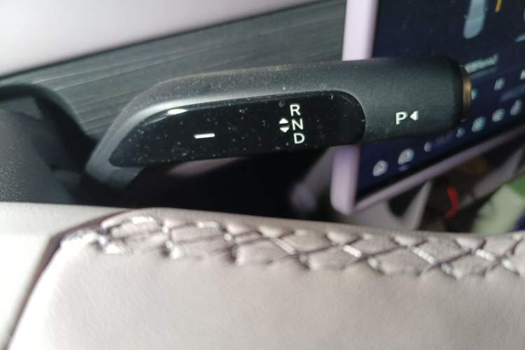 Used ONVO L60 2024 60 kWh All-Wheel Drive
