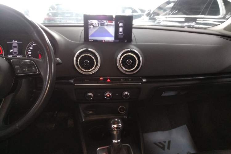 Used Audi A3 2020 Limousine 35 TFSI Fashion Edition China VI Emission Standard
