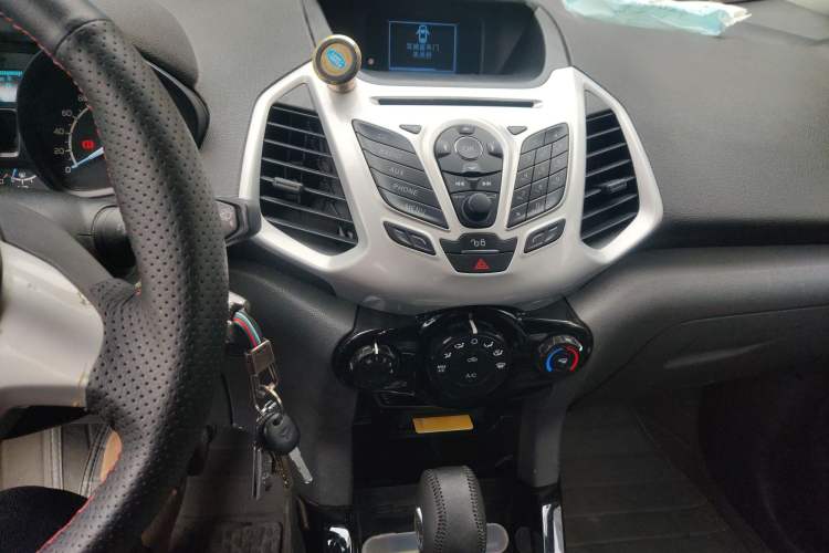 Used Ford EcoSport 2013 1.5L Automatic Fashion Model