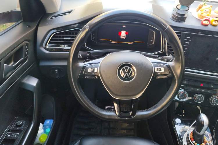 Used Volkswagen T-ROC 2022 280TSI DSG Two-Wheel Drive Comfort PLUS
