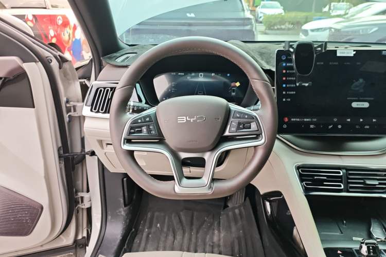 Used BYD Song PLUS New Energy 2025 DM-i 160KM Flagship Model
