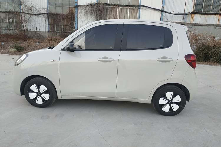 Used Wuling Hongguang MINIEV 2025 Four-Door Version Premium Edition