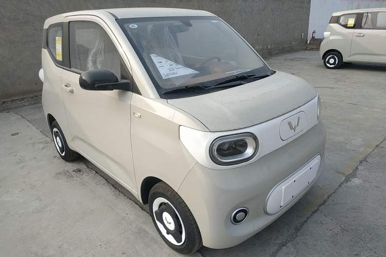 Used Wuling Hongguang MINIEV 2024 3rd Generation 215km Youth Edition