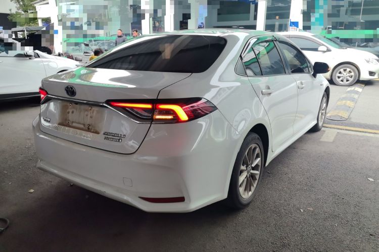 Used Toyota Corolla 2021 Dual-Motor 1.8L E-CVT Elite Edition

