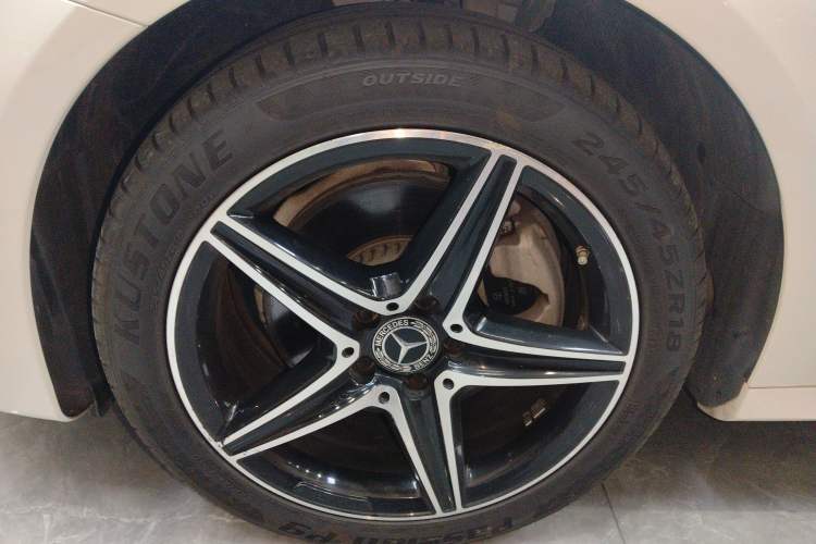 Used Mercedes-Benz E-Class 2019 E 260 Sport Edition 4MATIC
