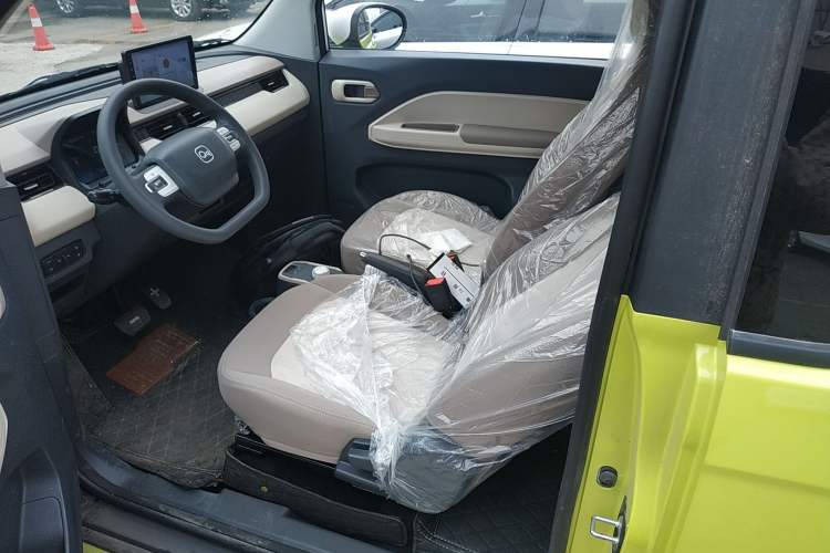 Used Chery QQ Ice Cream 2024 205km Sundae Pro
