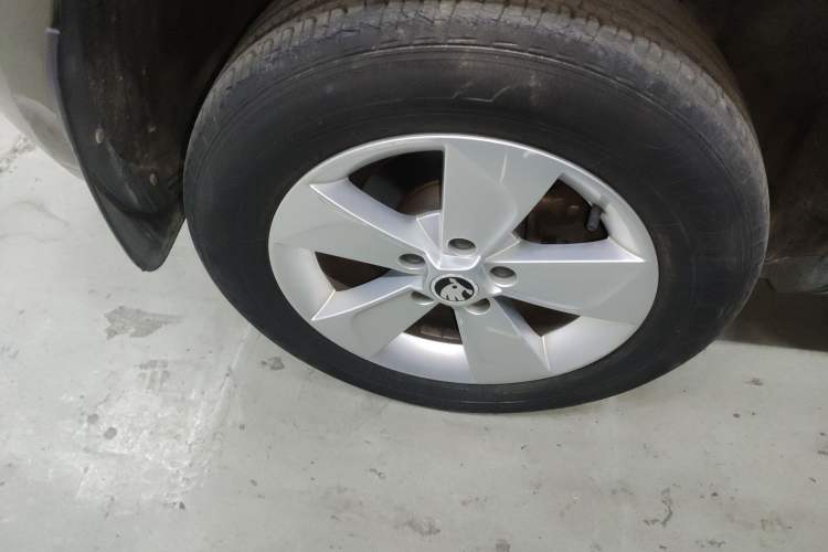 Used Skoda Yeti 2017 TSI280 DSG Car Enjoy Brothers Edition
