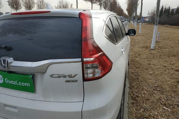 Used Honda CR-V 2015 2.0L two-wheel drive Fashion Edition