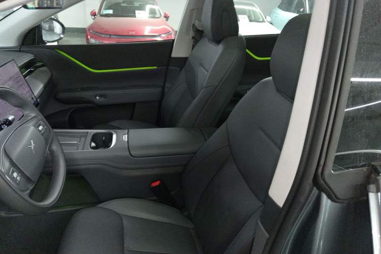 Used XPeng G6 2025 625 Long-Range Max Flagship Edition
