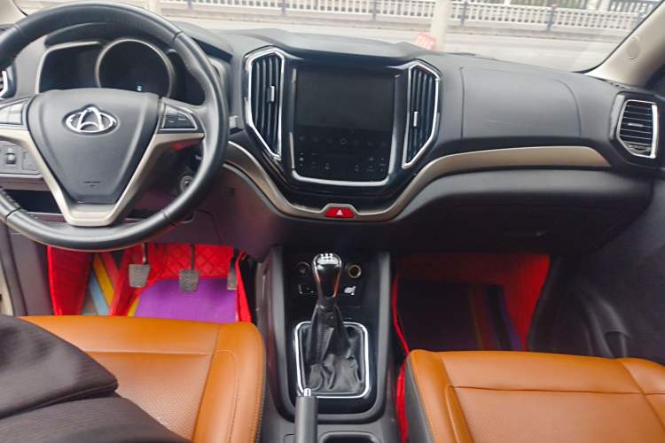 Used Oshan CX70 2016 1.6L manual luxury version