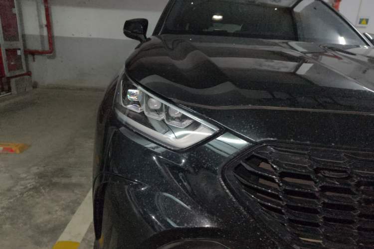 Used Toyota Crown Kluger 2024 2.5L HEV Four-Wheel Drive Premium Edition
