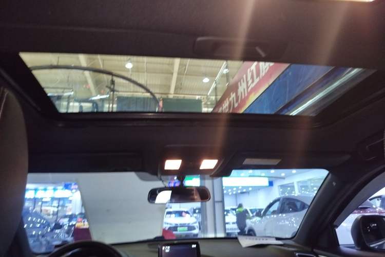 Used Mazda CX-4 2016 2.0L Automatic 2WD Blue Sky Luxury Edition