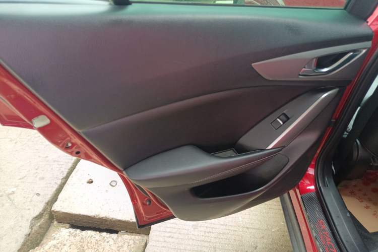 Used Mazda CX-4 2018 2.0L Automatic Two-Wheel Drive Blue Sky Dynamic Version China V Standard