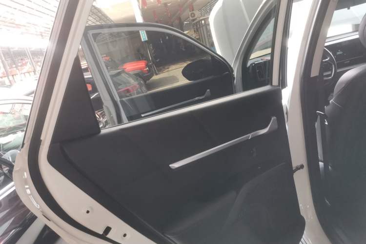 Used Hyundai ix35 2023 Musso 2.0L Prestige LUX Edition
