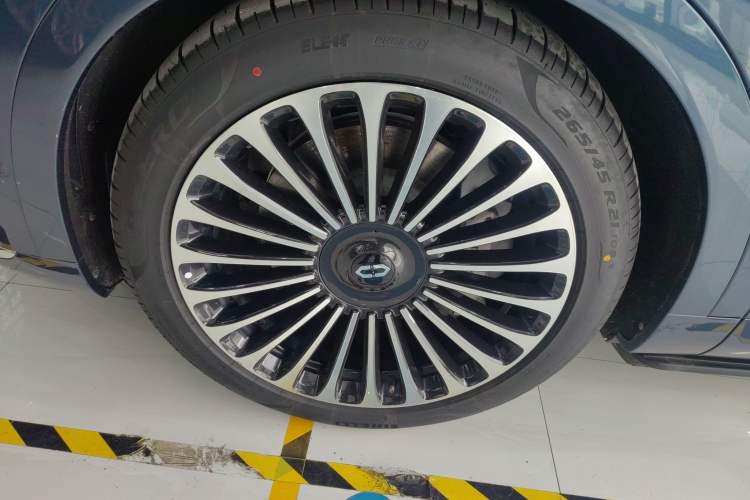 Used Hima AITO M9 2024 Range-Extended Ultra Version 52 kWh 5-Seater Model