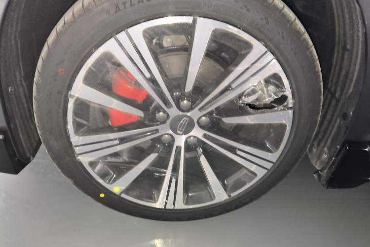 Used Geely Auto Preface 
