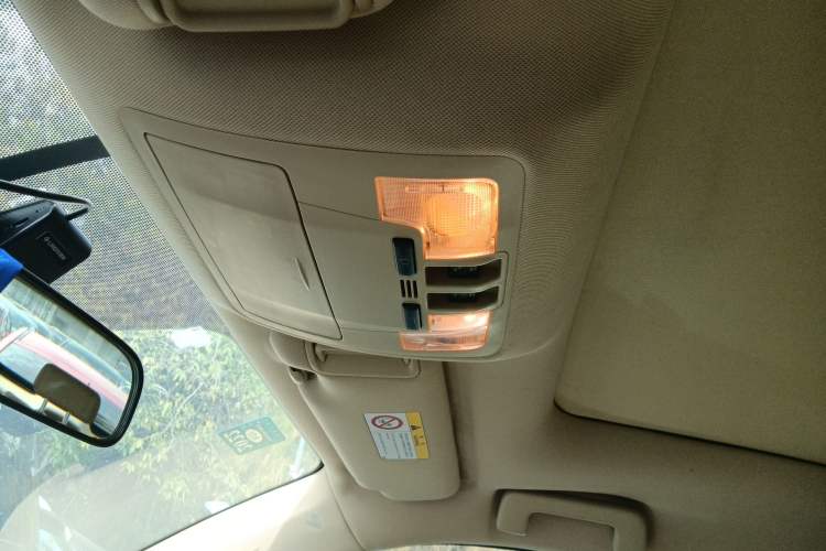 Used Toyota Highlander 2015 2.0T Two-Wheel Drive Luxury Edition 7 Seats