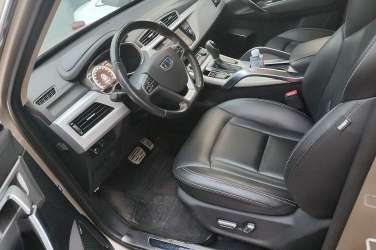 Used Geely Auto Emgrand X7 Sport 2016 1.8TD Automatic All-Wheel Drive Smart Version
