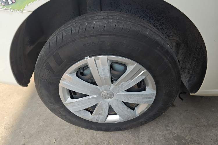 Used Volkswagen Jetta 2015 Value Edition 1.6L Manual Fashionable Style