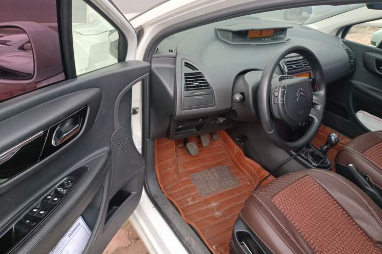 Used Citroen C-Quatre 2016 Classic Sedan 1.6L Manual - Premium Version