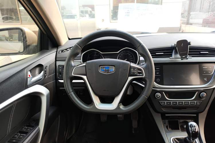 Used Geely Auto Emgrand 2017 Sedan Million Edition 1.5L Manual - Upward Version
