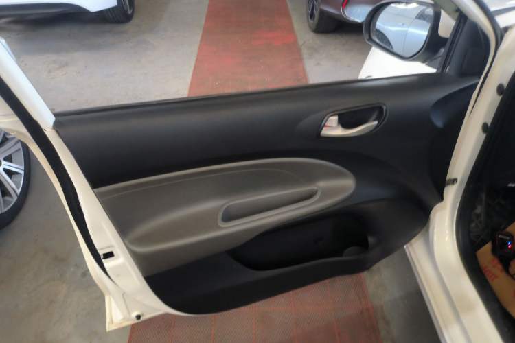 Used Kia Pegas 2017 1.4L Manual Fashion Edition Smart
