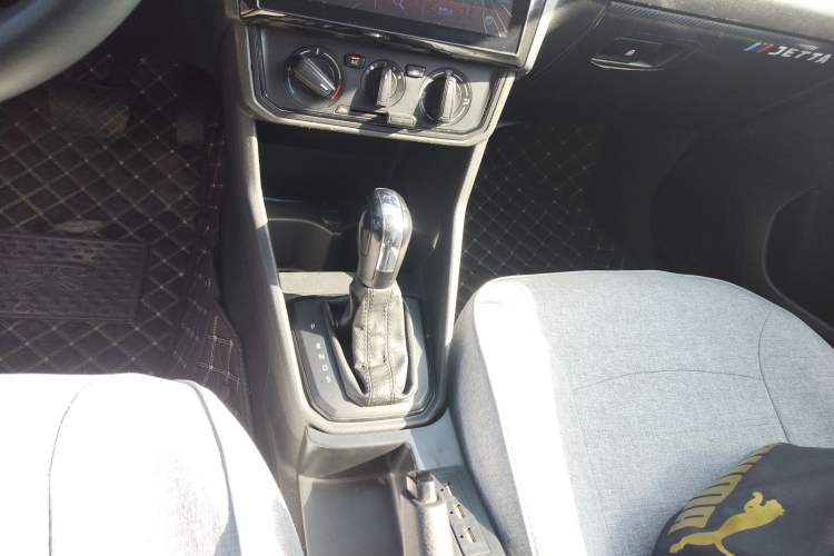 TDK.VehicleDetails.img