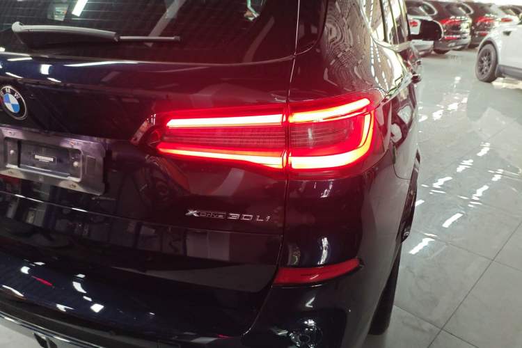 Used BMW X5 2022 Restyled xDrive 30Li M Sport Package