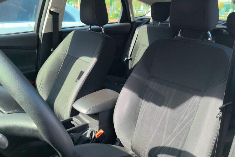 Used Ford Focus 2017 Hatchback 1.6L Automatic Comfort Plus SmartDrive Edition
