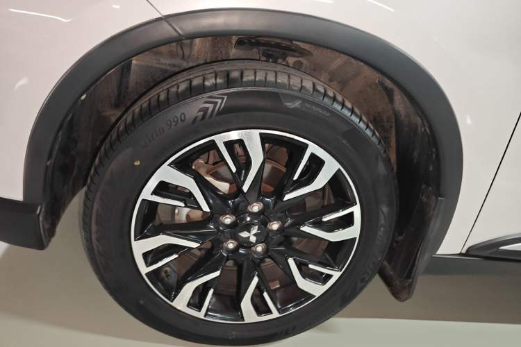 Used Mitsubishi Outlander 2019 2.0L Two-Wheel Drive Comfort Edition 5 Seats China V Standard