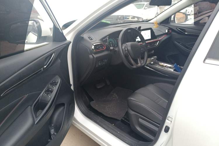 Used Oshan X5 2021 1.5T DCT Prestige Edition
