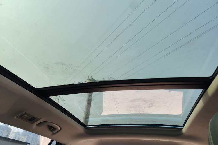 Used Volkswagen Tiguan L 2018 330TSI Automatic Two-Wheel Drive Luxury Edition