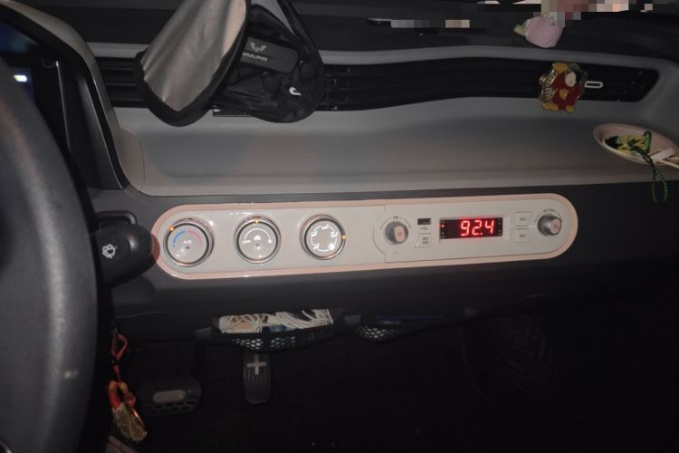 Used Wuling Hongguang MINIEV 2022 Macaron Premium Model – Lithium Iron Phosphate