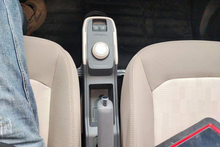 Used Chery QQ Ice Cream 2024 Edition Youth Version 205km Sundae