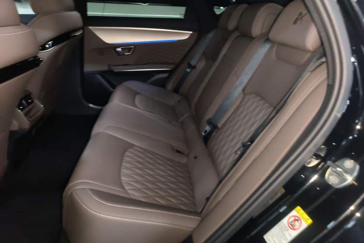 Used BYD Han 2023 EV Champion Edition 506KM Front-Wheel-Drive Premium Model
