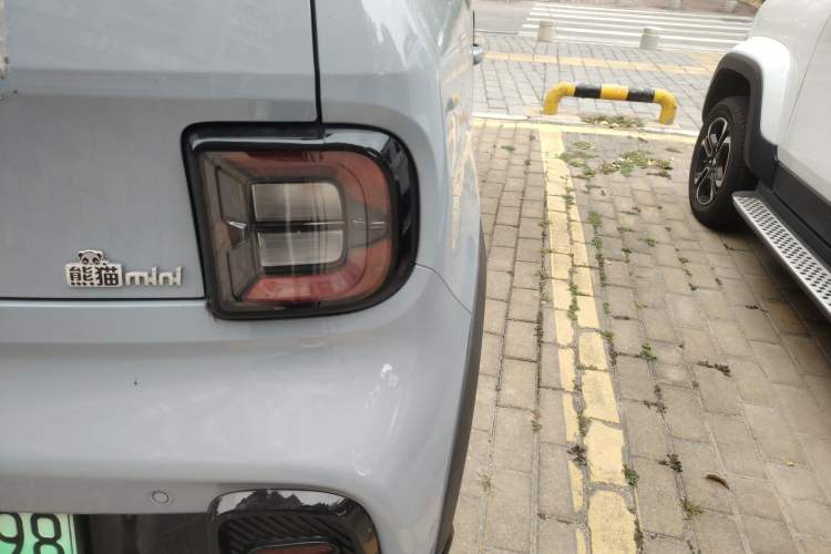 Used Geely Galaxy Panda 2024 Panda Mini 200km Longteng PRO Edition