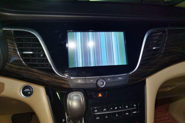 Used Buick GL8 2017 ES 28T Luxury Model China V Standard
