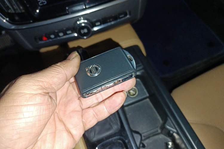 Used Volvo S90 2018 T4 Zhiyi Edition
