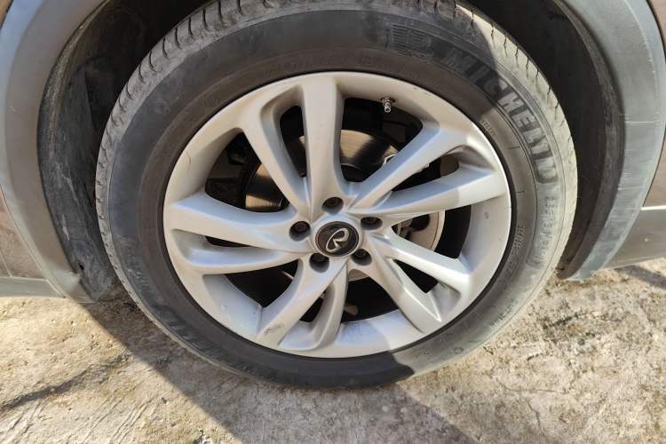 Used Infiniti QX30 2017 1.6T Two-Wheel Drive Fashion Edition