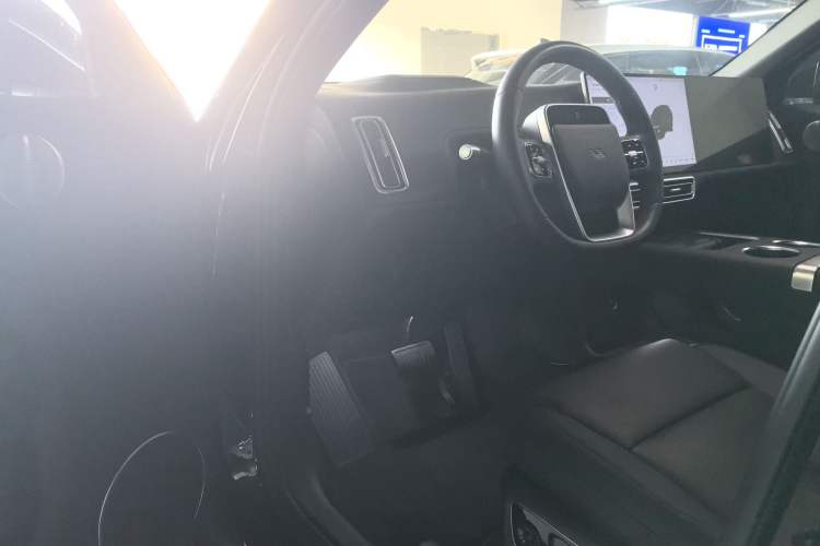 Used Li Auto L8 2024 Max
