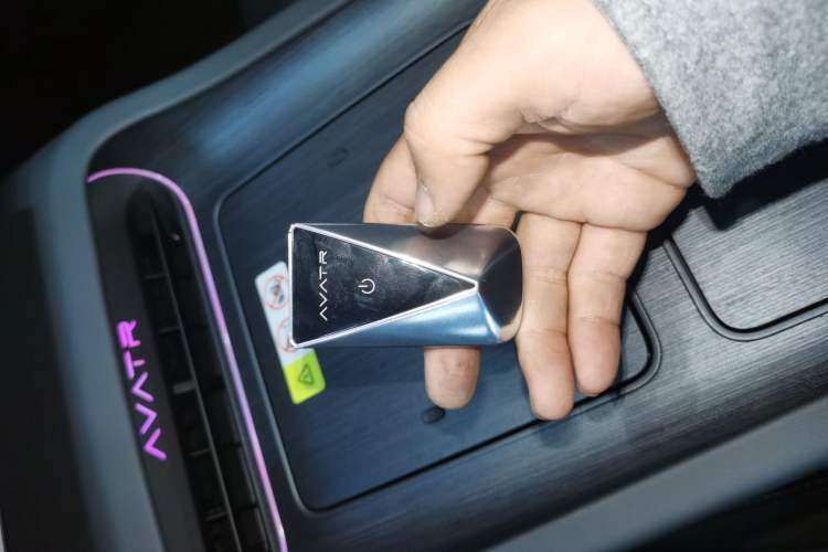 Used  12 2025 Ultra Extended-Range Edition
