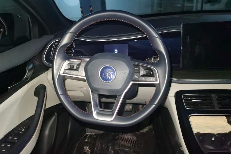 Used BYD Qin PLUS 2021 DM-i 120KM Prestige Model
