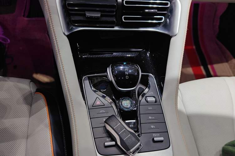 Used BYD Song PLUS New Energy 2023 Champion Edition EV 520KM Flagship Model
