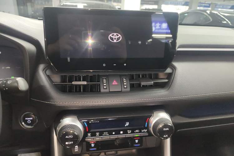 Used Toyota Wildlander 2023 Dual-Motor 2.5L E-CVT Four-Wheel Drive Prestige Edition
