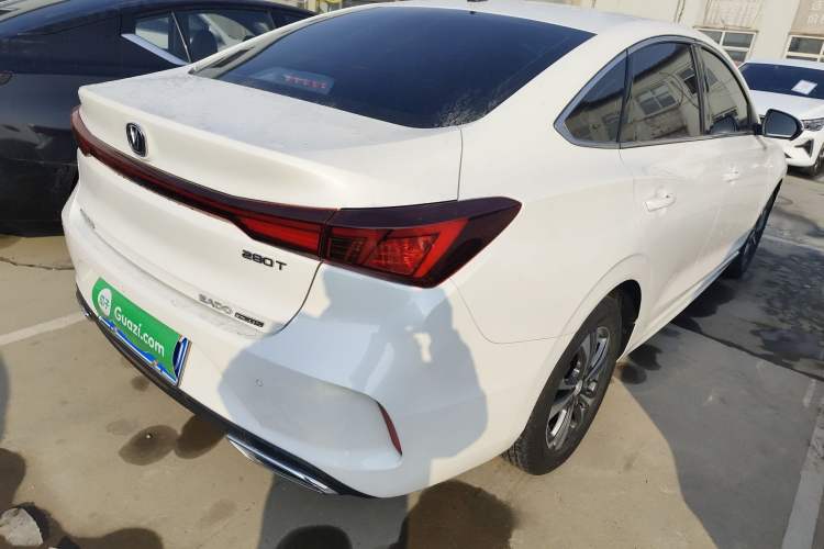 Used Changan Eado 2024 PLUS Blue Whale NE 1.4T GDI DCT High-Energy Edition
