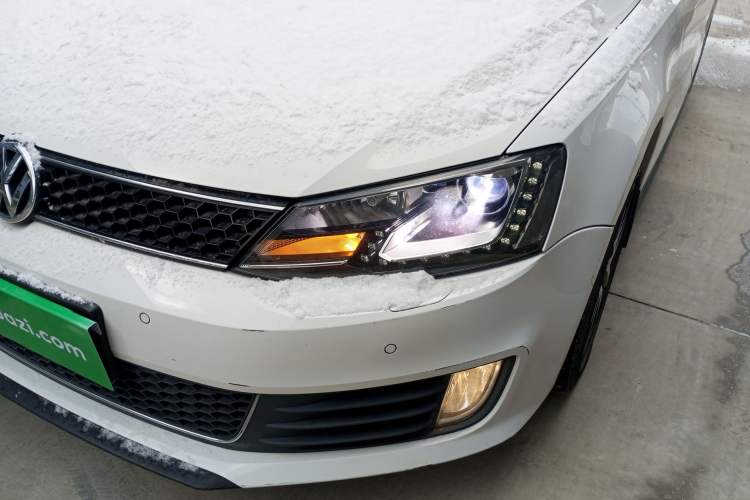 Used Volkswagen Sagitar 2013 2.0 TSI GLI
