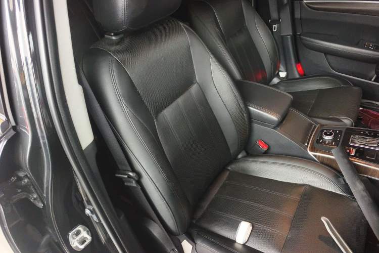 Used  Refine A60 2017 1.5 TGDI Automatic Luxury Model