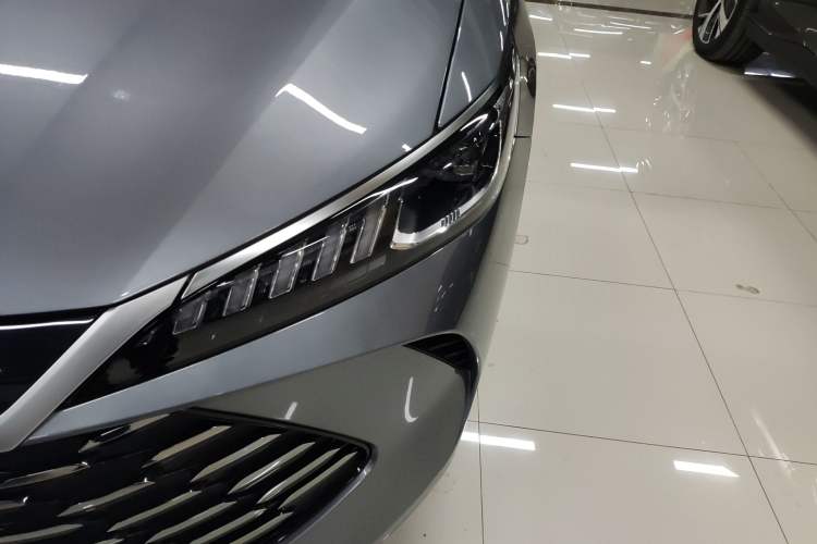 Used BYD Qin PLUS 2025 DM-i Smart Drive 55KM Leading Model
